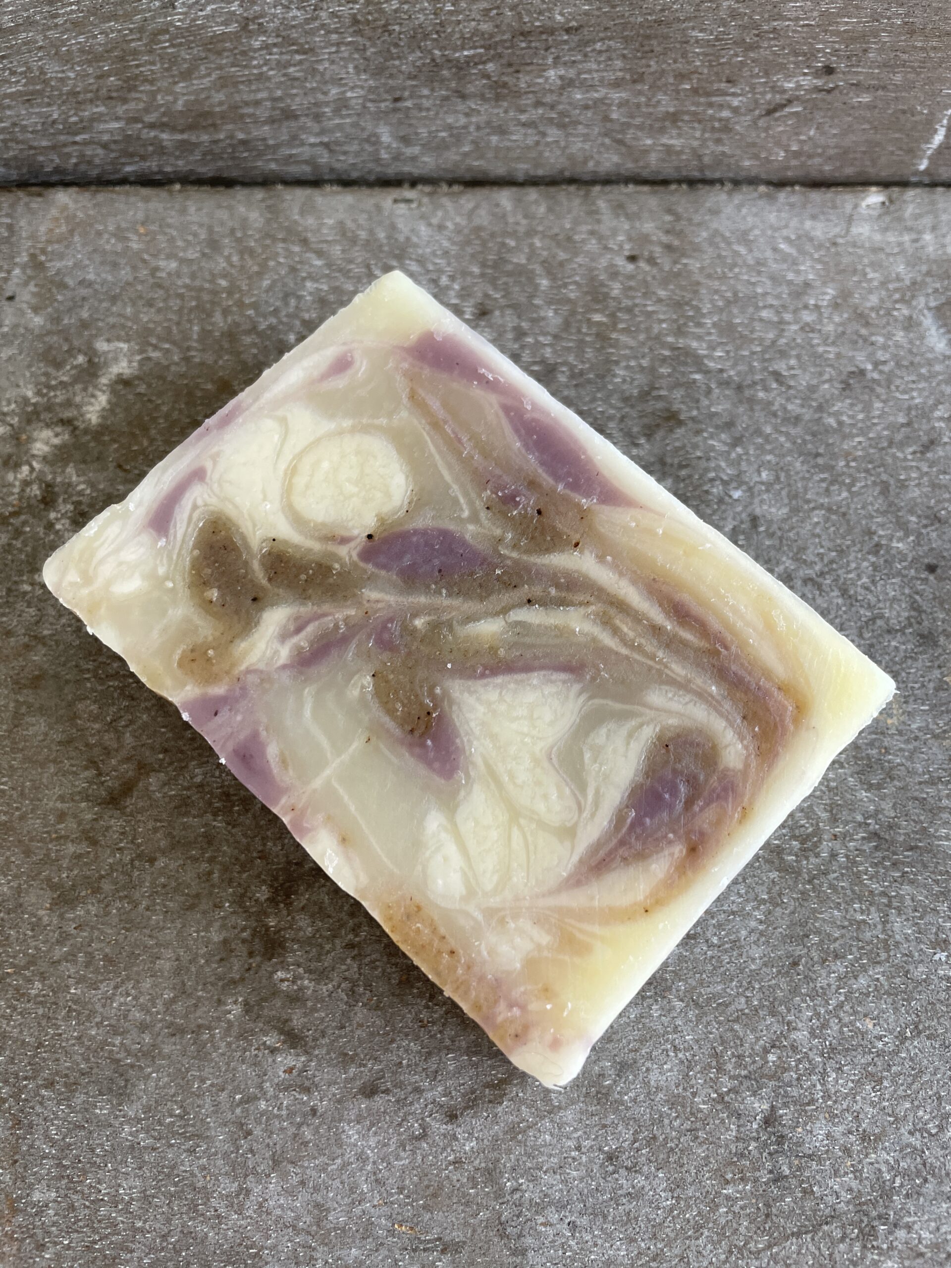 The Iliahi Royal Hawaiian Sandalwood Soap // choose from 2 oz or 4oz - Image 3